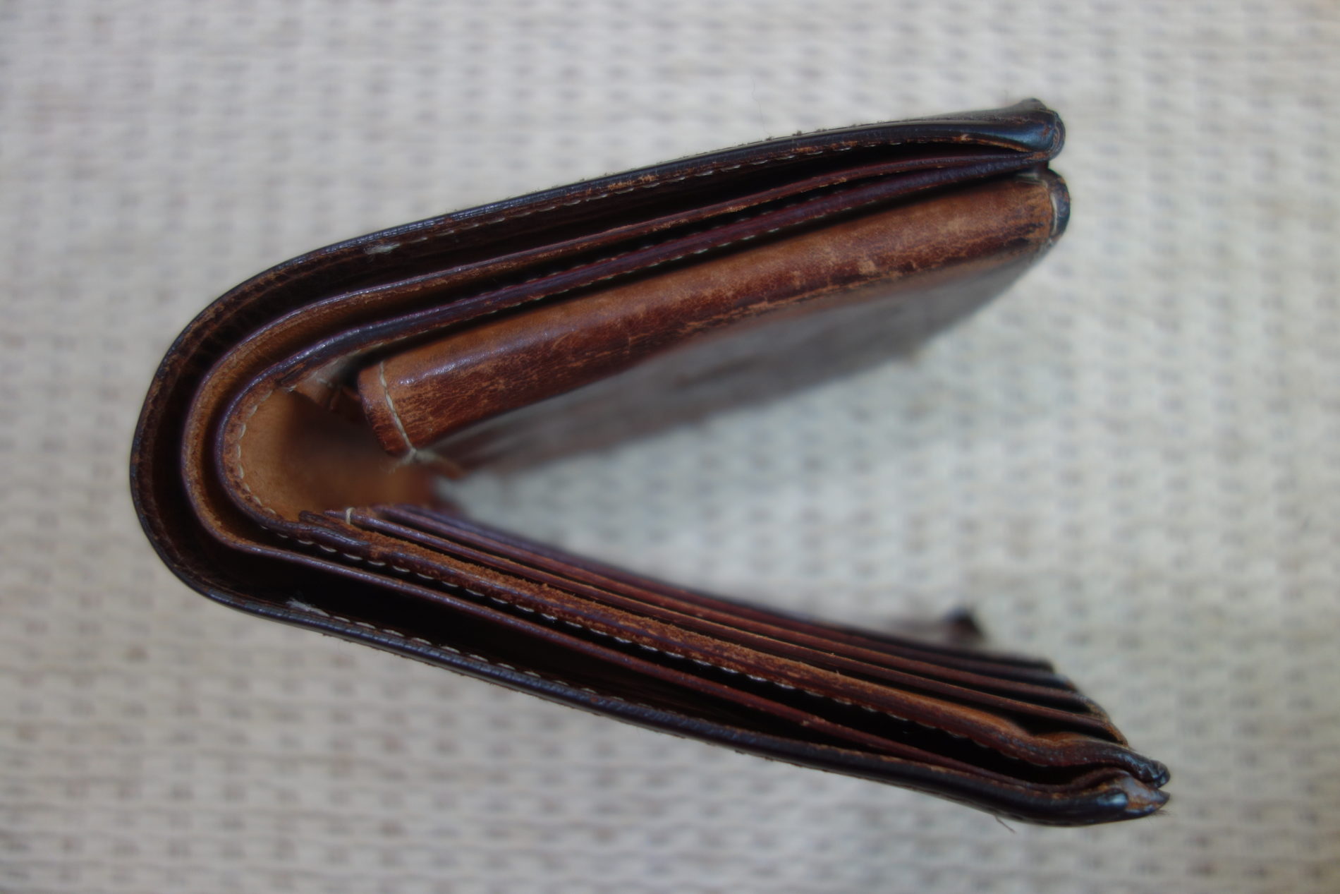 GANZO,2つ折り財布,コードバン,16年,エイジング